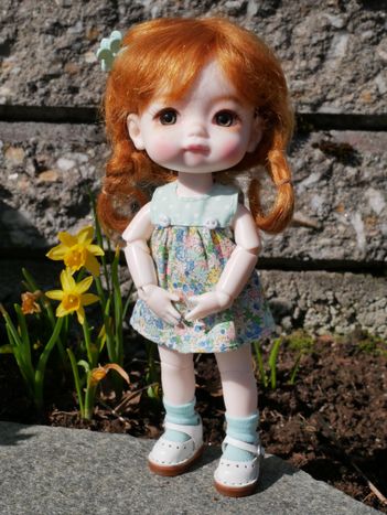 Minnie enjoys the warm weather.