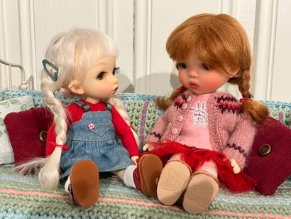 Friends chatting.