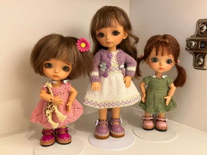 Girls want their dresses on.