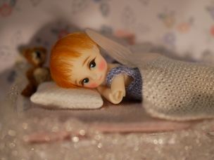 Listenig to good night stories