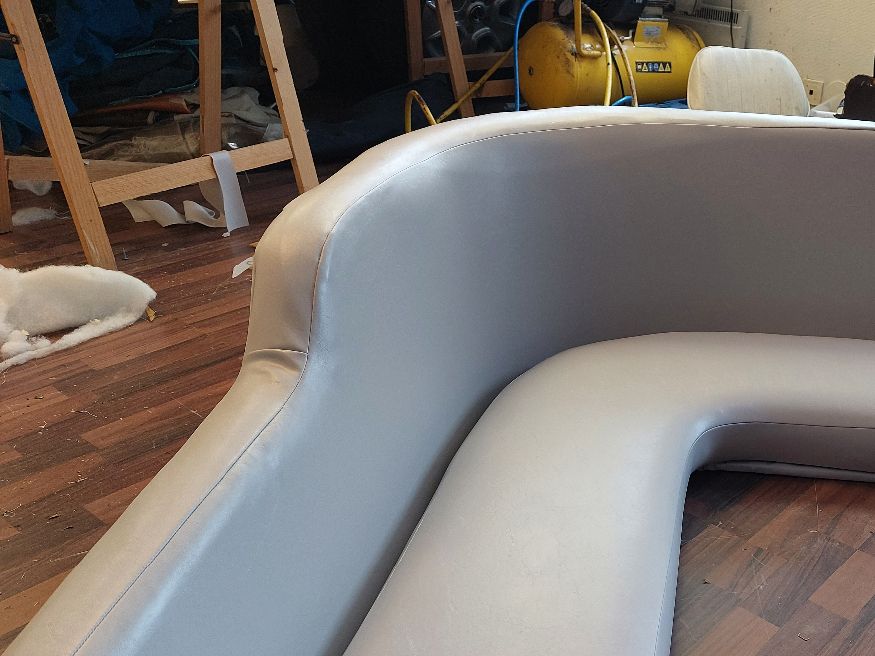 Nu är många tillbaka från semestern men än kvarstår sommaren och som ni vet har vi alltid riktigt bra leveranstider på SamDesign! 

Med andra ord - än finna det tid att få kapell, dynor, mattor eller övrig inredning fixad och samtidigt ha tid kvar för att kunna njuta av båten!