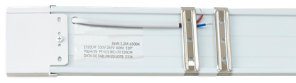 Luminária sobrepor linear diamante com barra led 36w e 54w