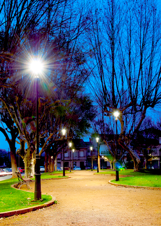 Luminária ornamental decorativa IP66 para poste