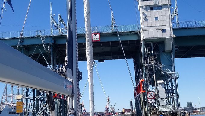 Siste bropassering før vi reelt er ferdig med turen gjennom Gøta kanal og ute i Gøteborg havn