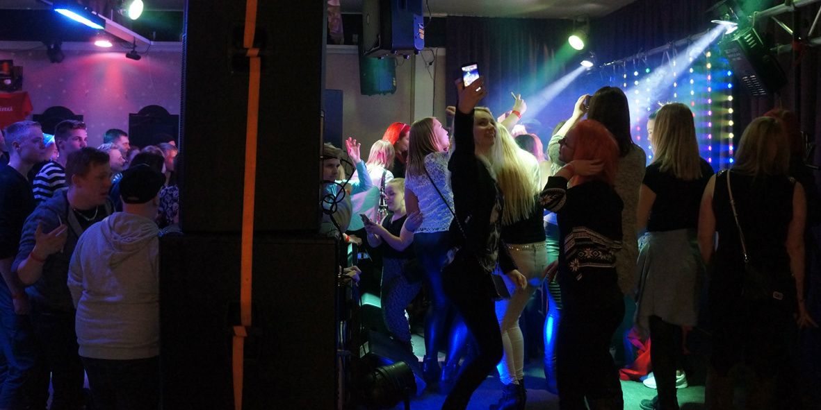 Teflon Brothers, Bar Parooni Layliainen-mimmit on bailamassa,
Semy-Sound 2016