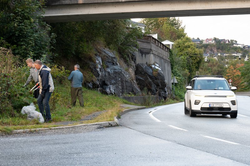 2022_Dugnad_september_14_slideshow-16 2022_Dugnad_september_14_slideshow-16