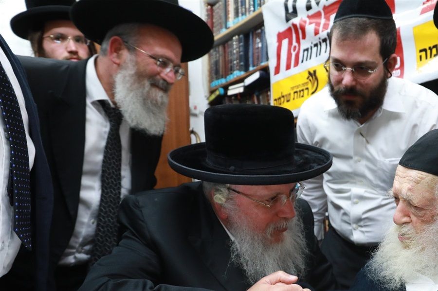Harav Hagaon Rav Mattisyahu Doitch Shlita with Saar HaTorah Rav Chaim Kanievsky ztz'l