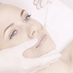 GESICHTS WAXING