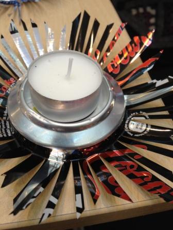 Värmeljuslykta av en CocaColaburk