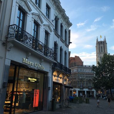 Sfeerbeeld gerestaureerd balkon Jacob Van Arteveldehuis
