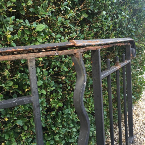 Te restaureren balustrade