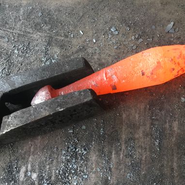 Smeden klepel trekbel