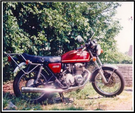 Honda CB400 Four 4-cyl van Mrs.