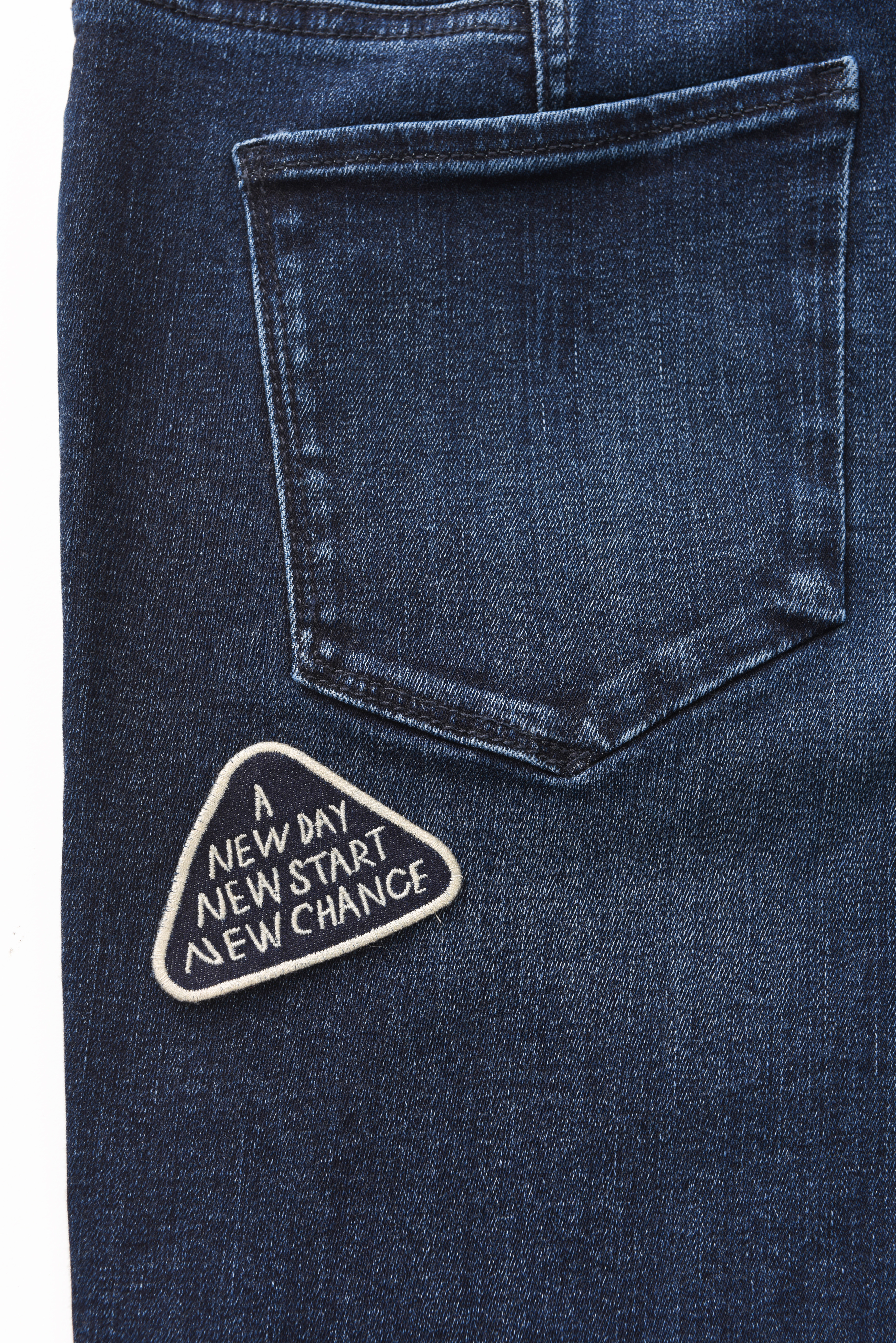 DAWN-F01-0209-02-AOBP-DETAIL-B2C