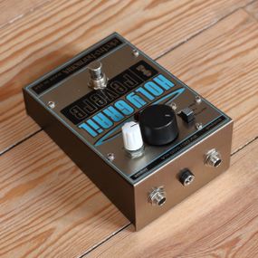 'Boss-style' DC jack