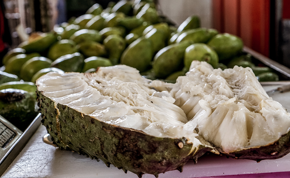 The Irresistible Fruit With an Unforgettable Flavour | soursopuk.com