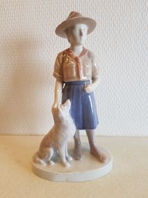 Pigespejder med hund