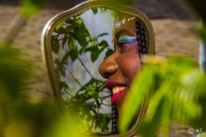 Glitter Neon met Kyara -  Kim Coppieters