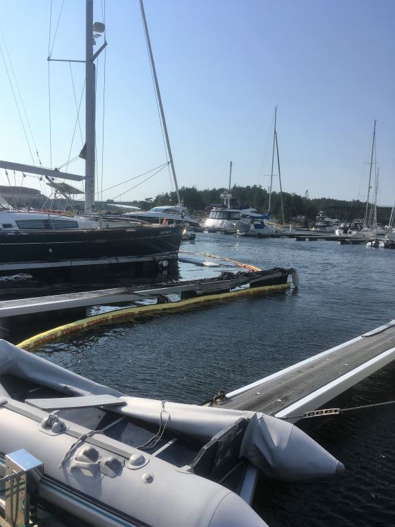 Expandi Absorbent Booms