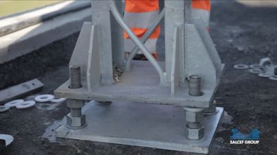 Base of the mast (1/1)