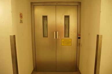 DSC66231 (ehem. Augenklinik Bachstraße - Interimslösung EAB)