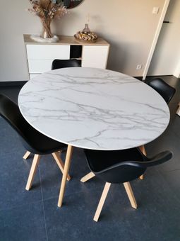 Tafel in Calacatta