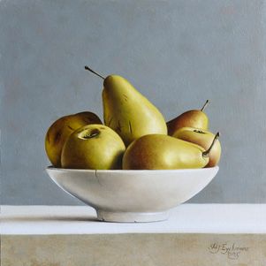 "Pears in Vung-Tau bowl"
