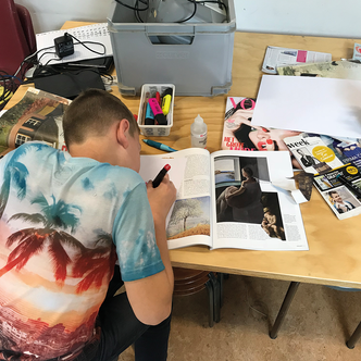 Cyberpesten bullying collage akv sint joost art grafisch ontwerp