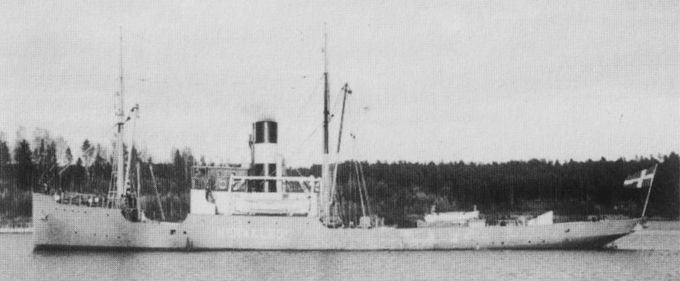
Herakles 



JQTD - 4818
 Byggd 1908 vid Burmeister & Wain A/S, Köpenhamn (Stål)
 56,38 x 8,49 x 3,71 m - 490,18 / 145,00 (SS 1955)
 Maskin: Varvets triple-ångmaskin på 1.060 Ihk

 Byggdes för Bergnings & Dykeri AB Neptun, Stockholm som HERAKLES. Tjänstgjorde till 1961 då hon skrotades av Persöner AB, Ystad.  

 Text: Bengt Westin 