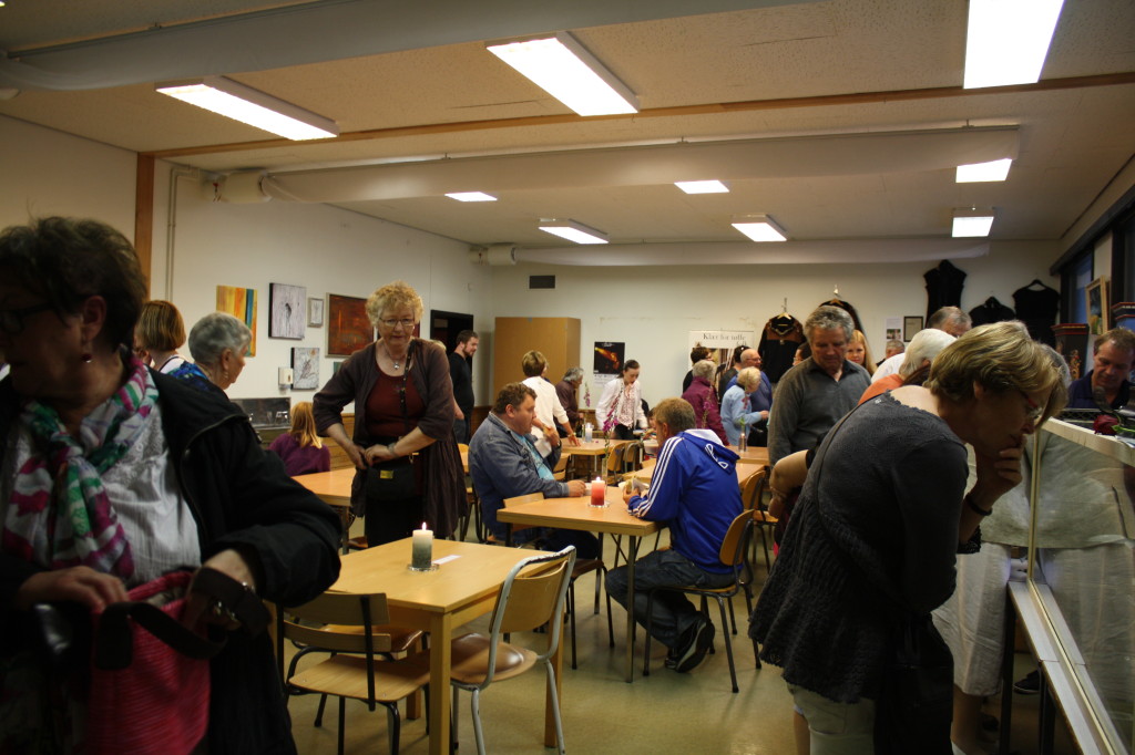 makalaust20132
