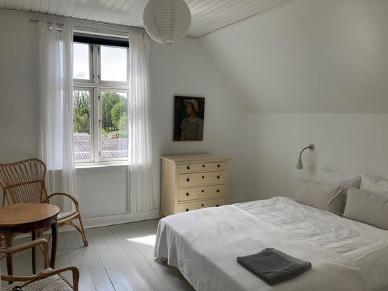 Room 2