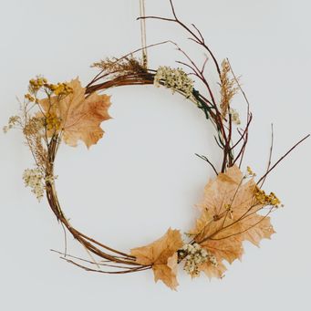 workshops-limburg-droogbloemen-krans-gedroogde-bloemen-minimal-flowerh