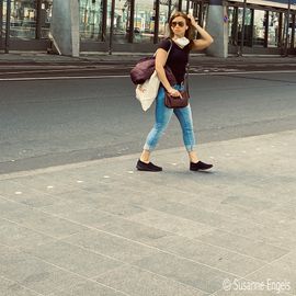 BUSSTATION 01