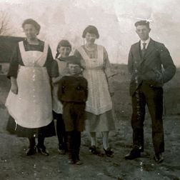 stuebjerggård 1920, tjenestefolk
