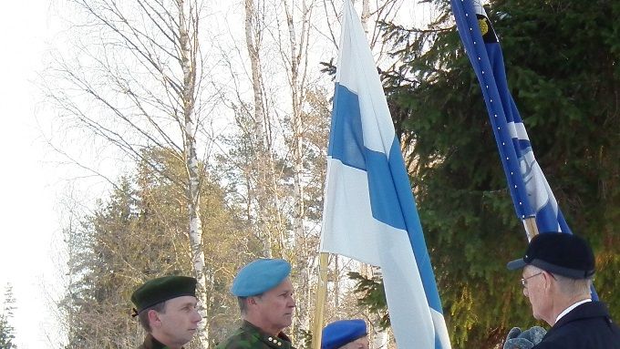 Itenäisyyspäivän kunniavartio 2016, vasemmalta Asko Tolvanen, Ilkka Partanen ja Olli Uotinen