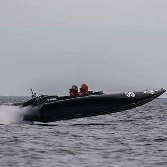 Hernesaari Offshore Race 17.6.2017 Esa Kantee, kartturina Meeri Painio