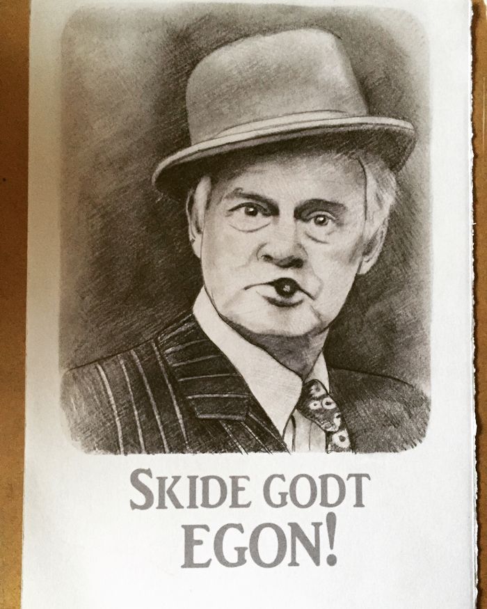 Portræt af Egon Olsen i str. A4 tegnet med blyant og grafit.