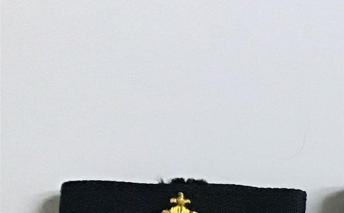 Länspolismästare.  Broderade