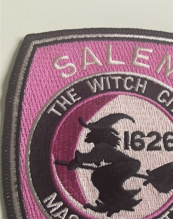 Salem i Massachusetts är en av de mest kända, och detta på grund av de beryktade häxprocesser som ägde rum här 1692-1693. Processerna resulterade i 19 verkställda dödsdomar och ytterligare ett antal döda, främst på grund av umbäranden i fängelset.