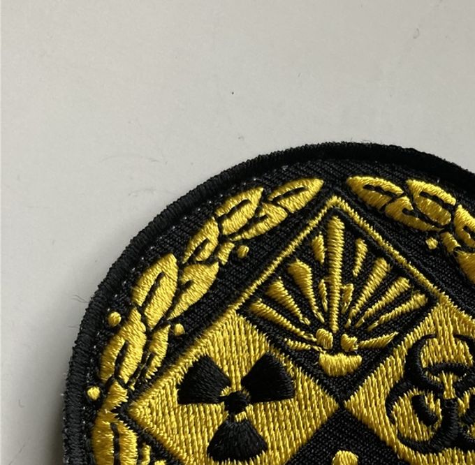 Utbildningsteknik för poliser som utbildats för hantering av farliga ämnen. Kemiska    ( C), Biologiska (B), radiologiska (R), Nukleära (N), Explosiva(E)