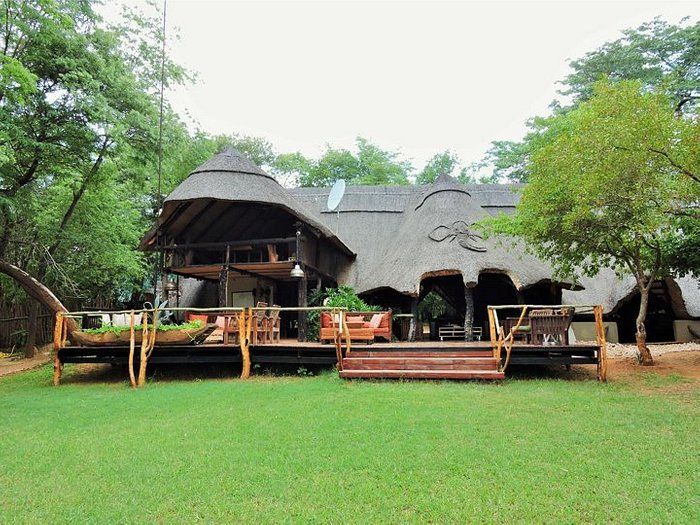 Ivory Lodge, Hwange National Park, Zimbabwe
