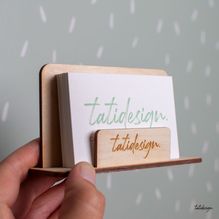 naamkaartjes-houdertje-hout-lasercut-tatidesign