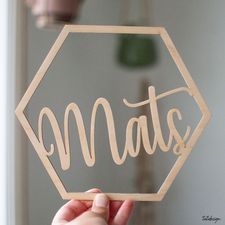 zeshoek-naam-hout-kinderkamer-deco-tatidesign