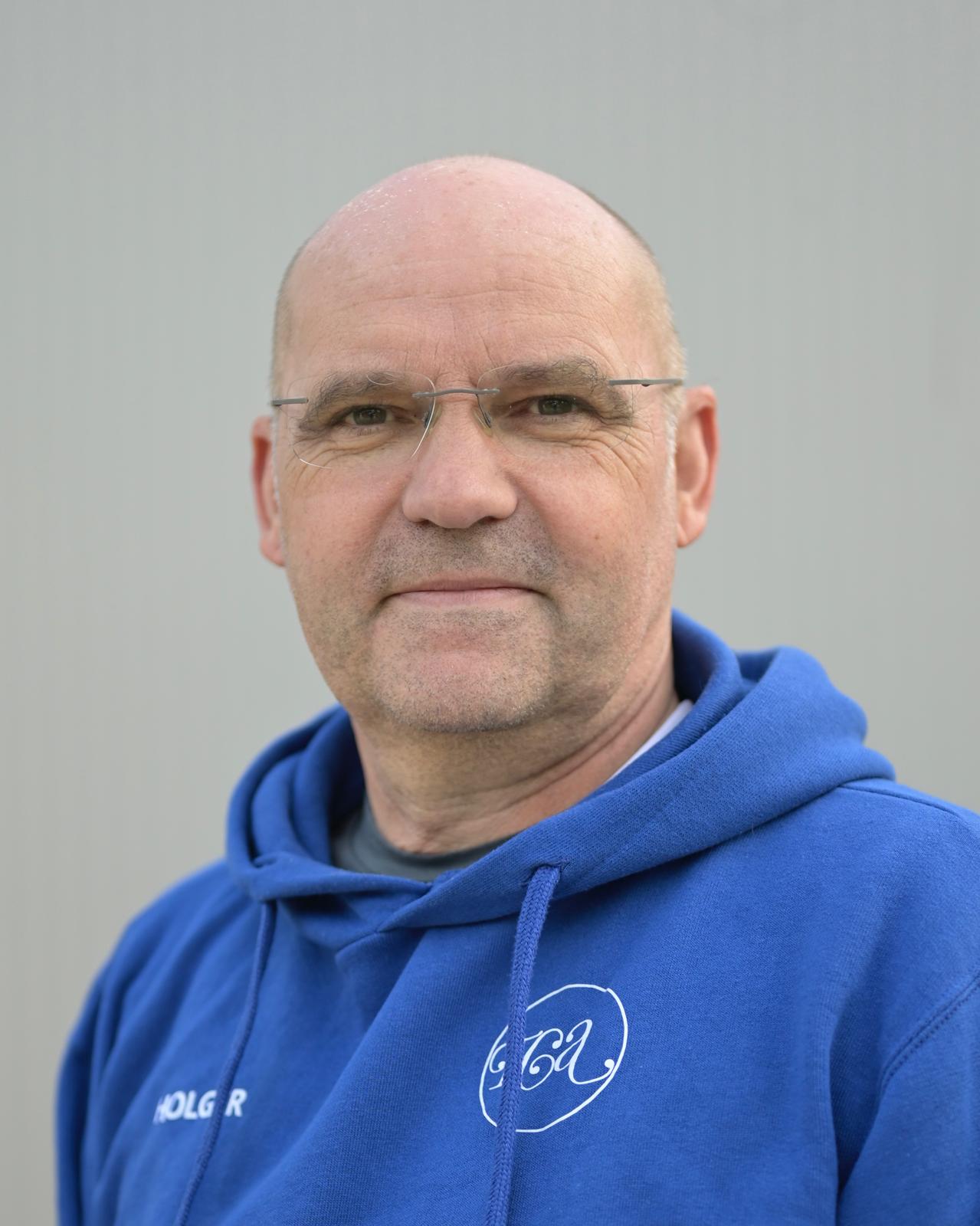 HOLGER WEIß