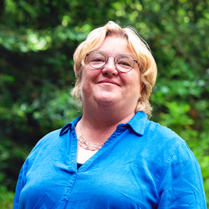 HELGA KINTS