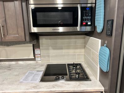 Microwave and Cooktop