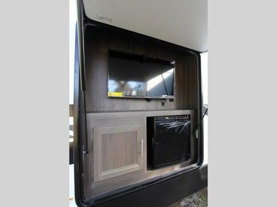 Outdoor Entertainment Space