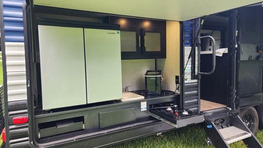 Outdoor Kitchen
