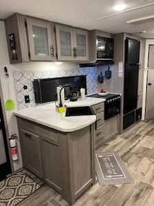 Complete Kitchen