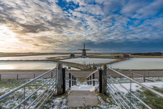 Molen winter uitkijk overdag 